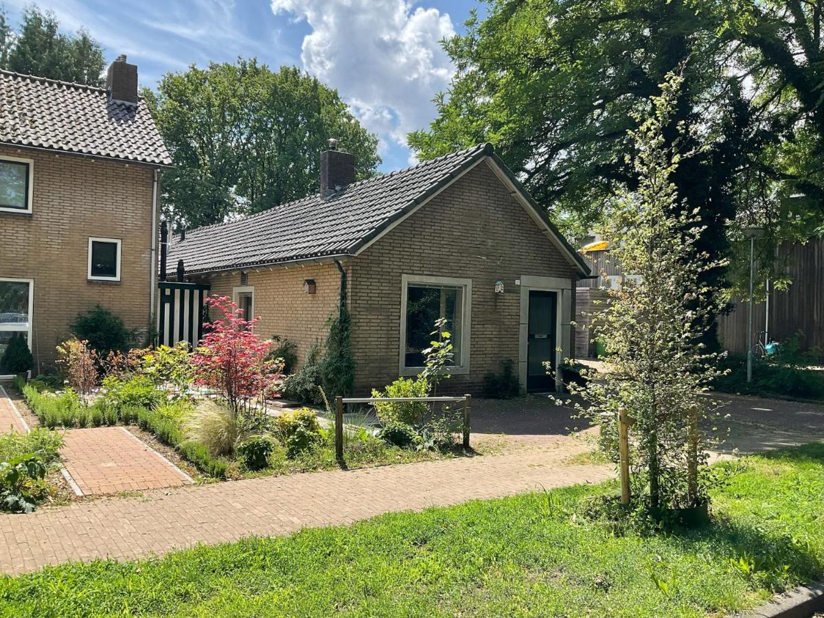 B&B Het Postkantoortje Gorssel エクステリア 写真